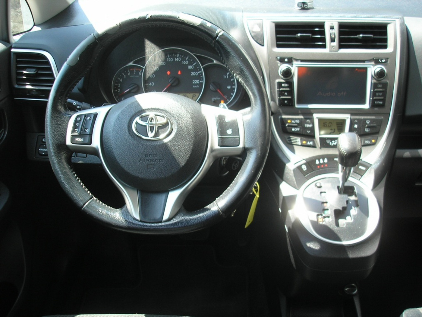 Foto van Toyota Toyota Verso-s