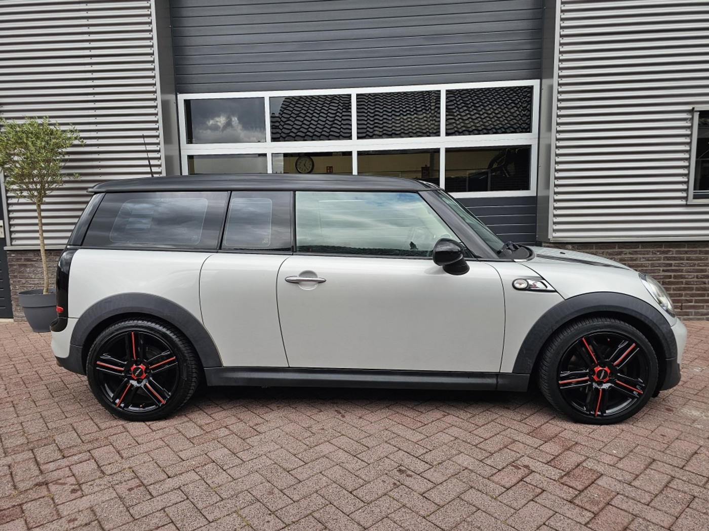 Foto van Mini Cooper S Clubman