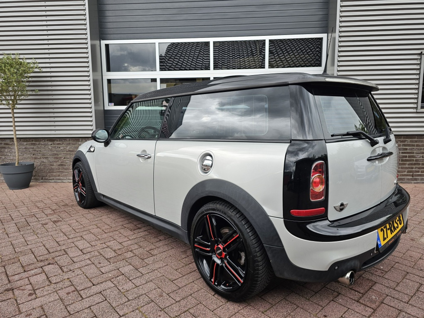 Foto van Mini Cooper S Clubman