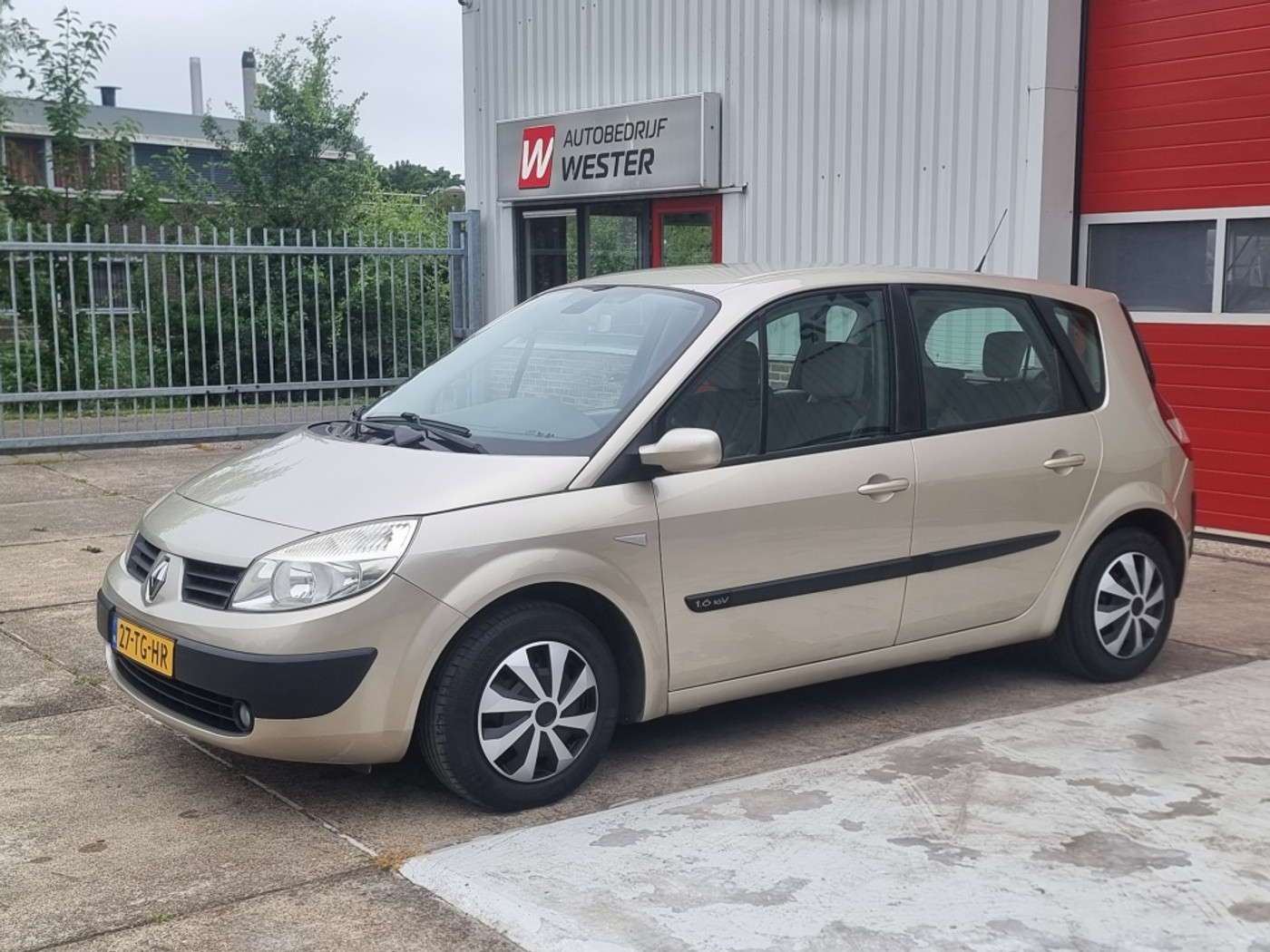 Renault Megane Scenic 1.6-16V Expr.Luxe 2006 - voorkant
