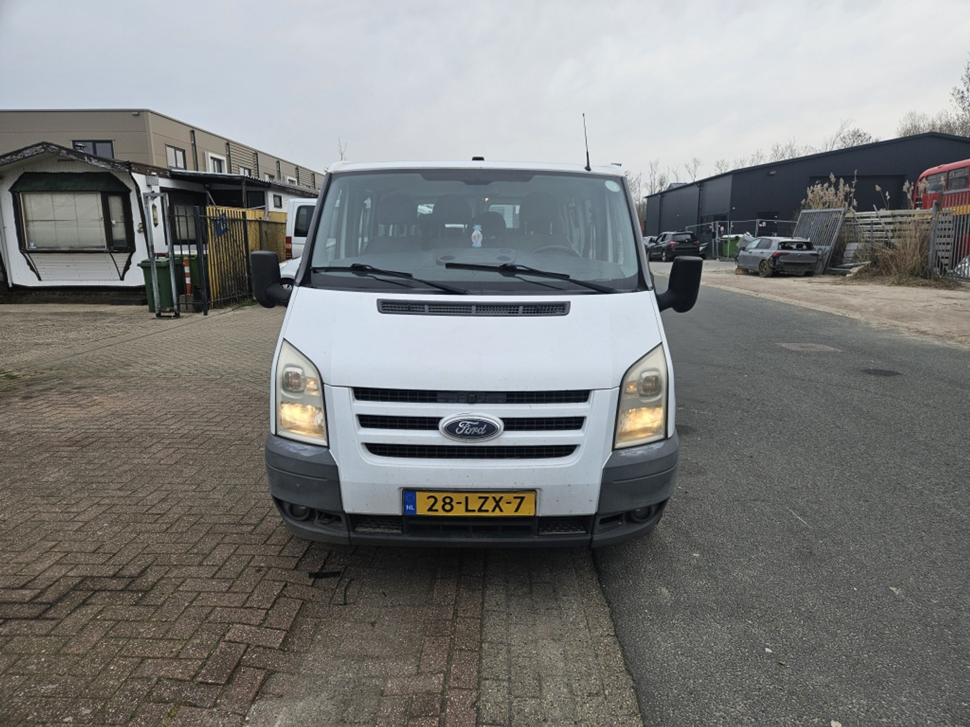 Ford Transit/tourneo 300S 2.2 TDCI SHD 2010 - voorkant