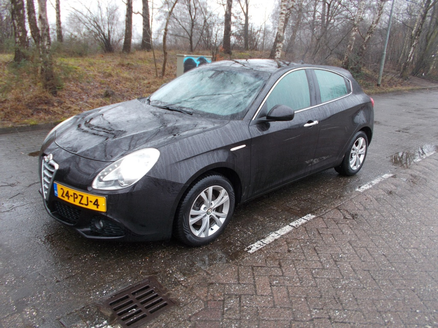 Alfa Romeo Giulietta 1.4 T Distinctive 2011 - voorkant