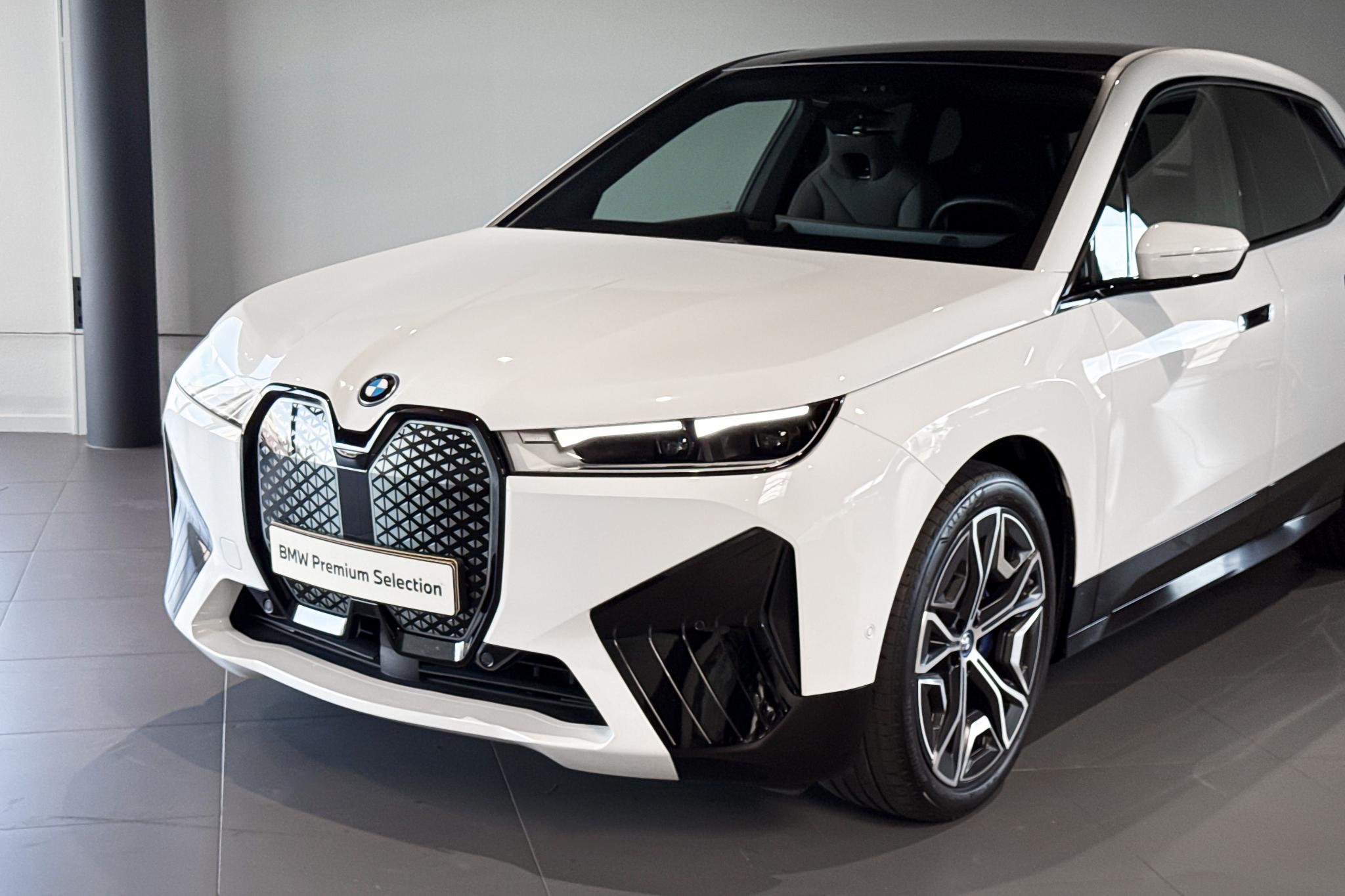 Foto van BMW Ix Xdrive50