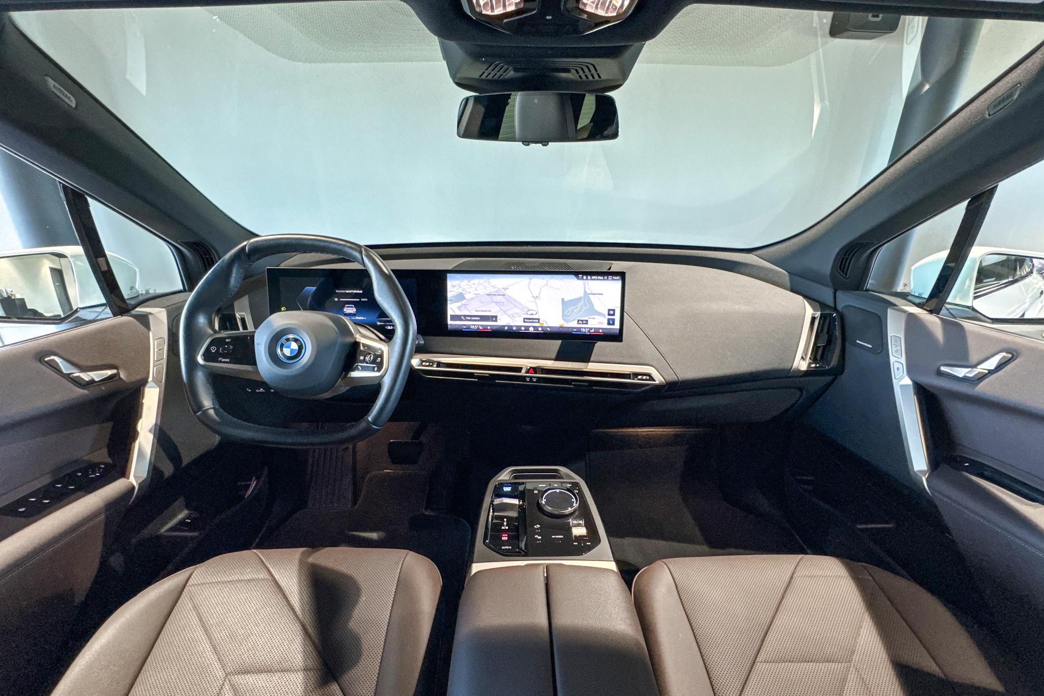 Foto van BMW Ix Xdrive50