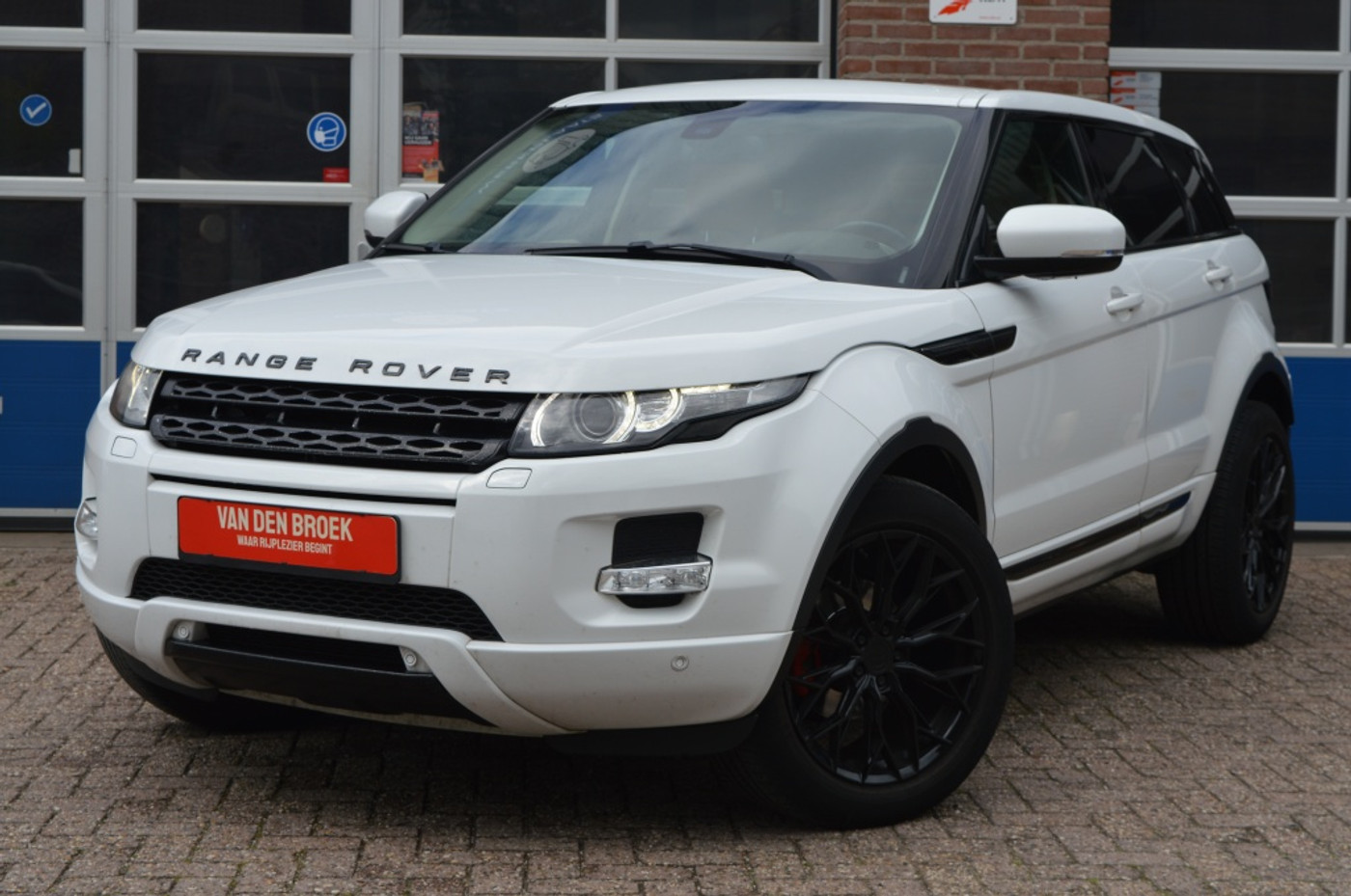 Land Rover Range Rover Evoque 2.0Si 4WD | AUT - CAMERA - PANODAK 2011 - voorkant