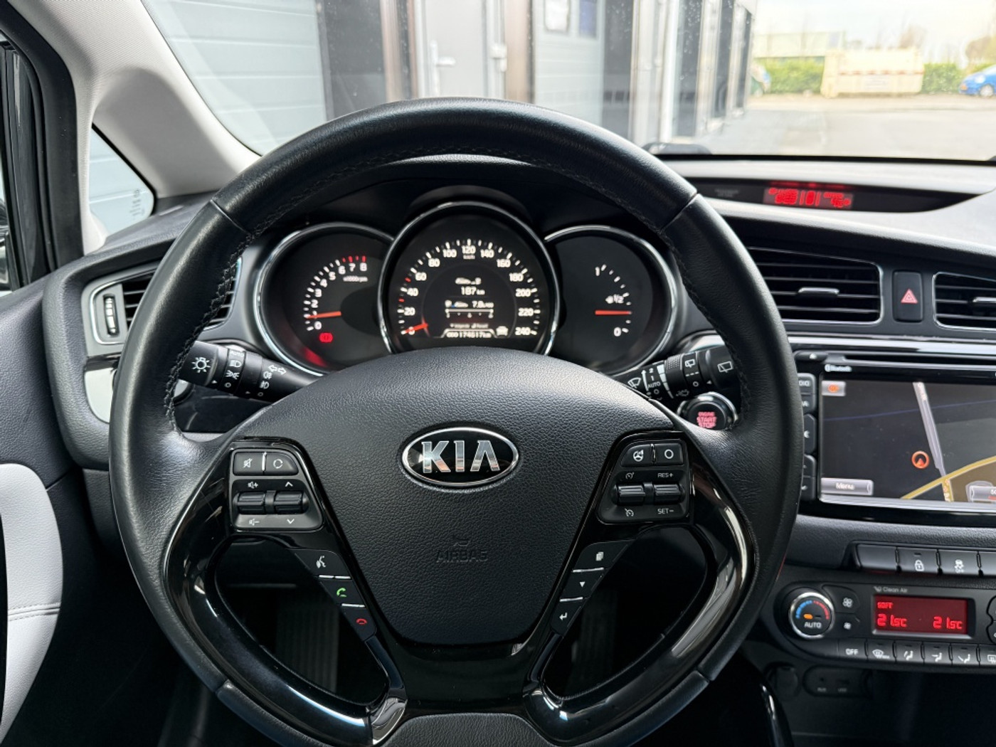 Foto van Kia Cee D