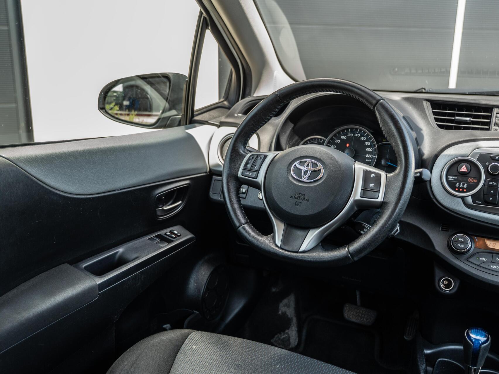 Foto van Toyota Toyota Yaris Hybrid