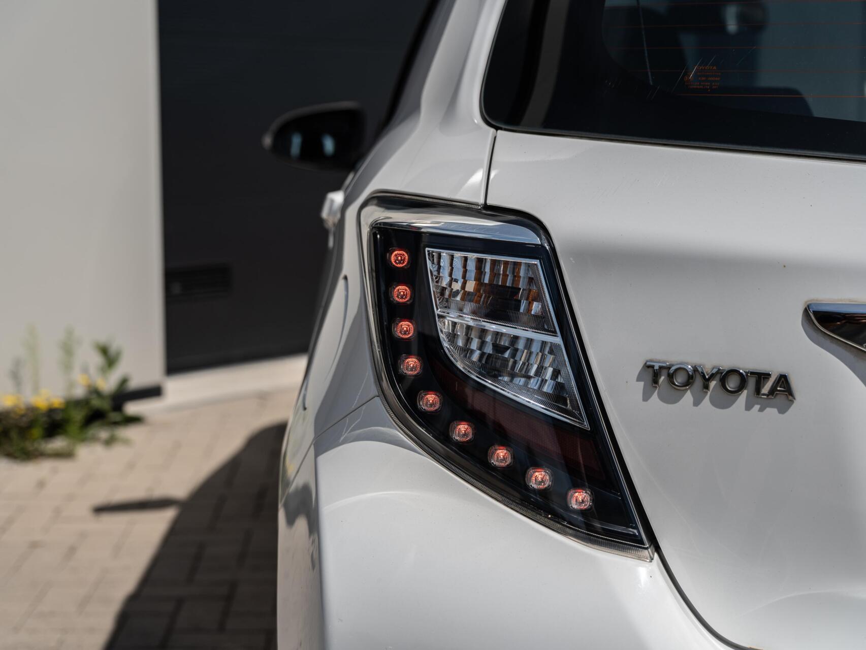 Foto van Toyota Toyota Yaris Hybrid