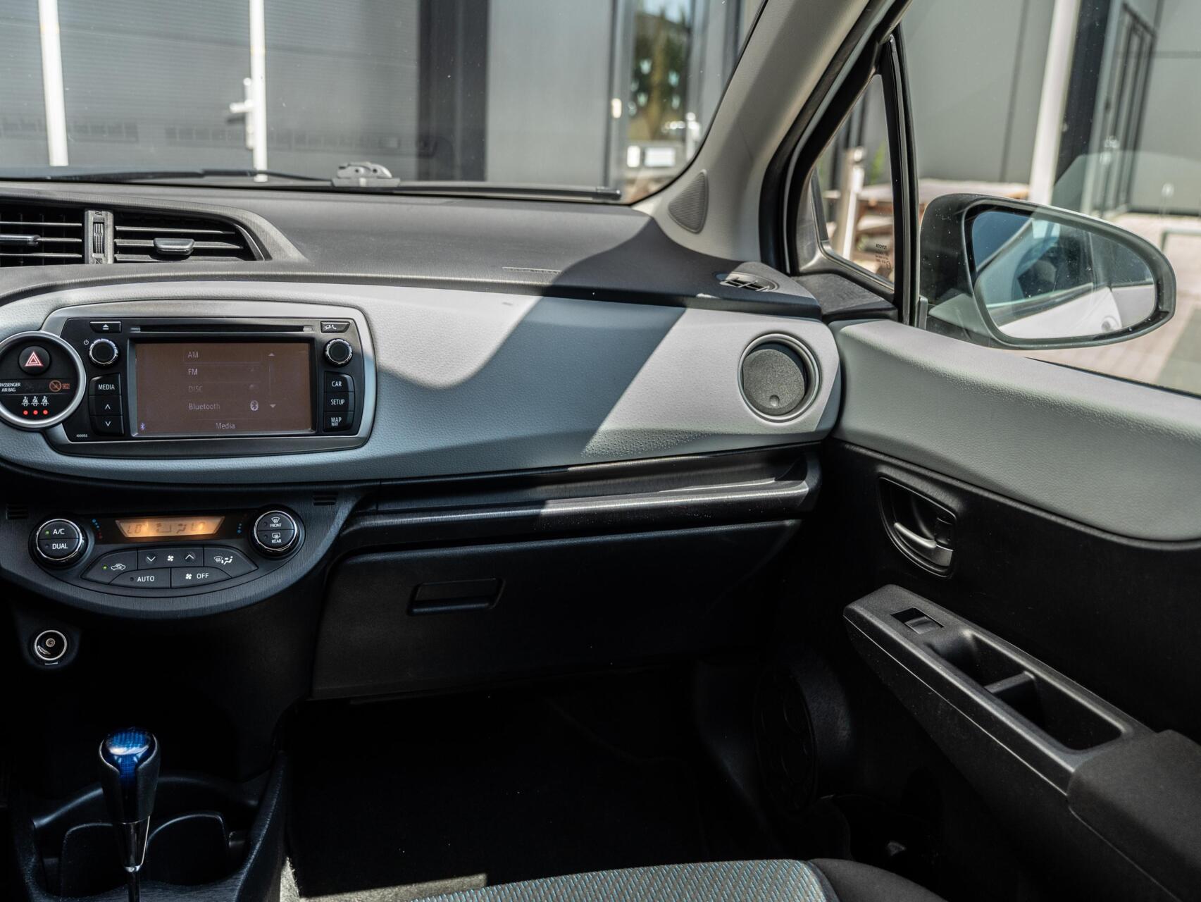 Foto van Toyota Toyota Yaris Hybrid