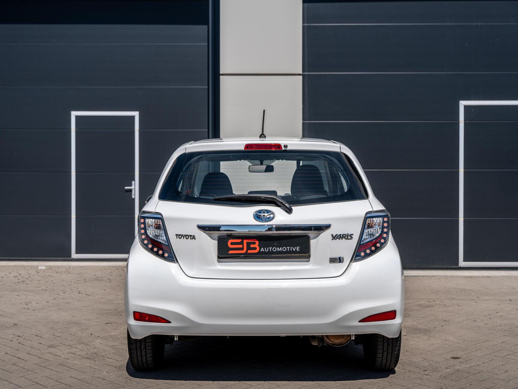 Foto van Toyota Toyota Yaris Hybrid