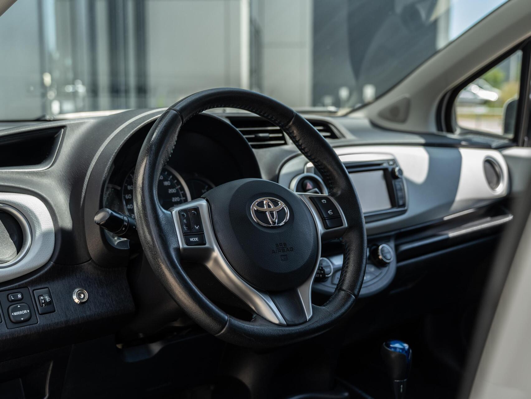 Foto van Toyota Toyota Yaris Hybrid