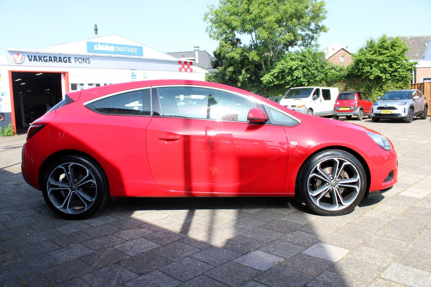 Foto van Opel Astra GTC