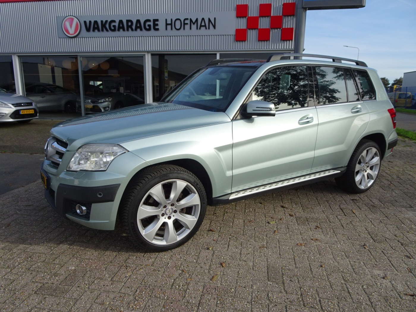 Mercedes-Benz GLK 350 4Matic 350 First Ed. 4-M 2010 - voorkant