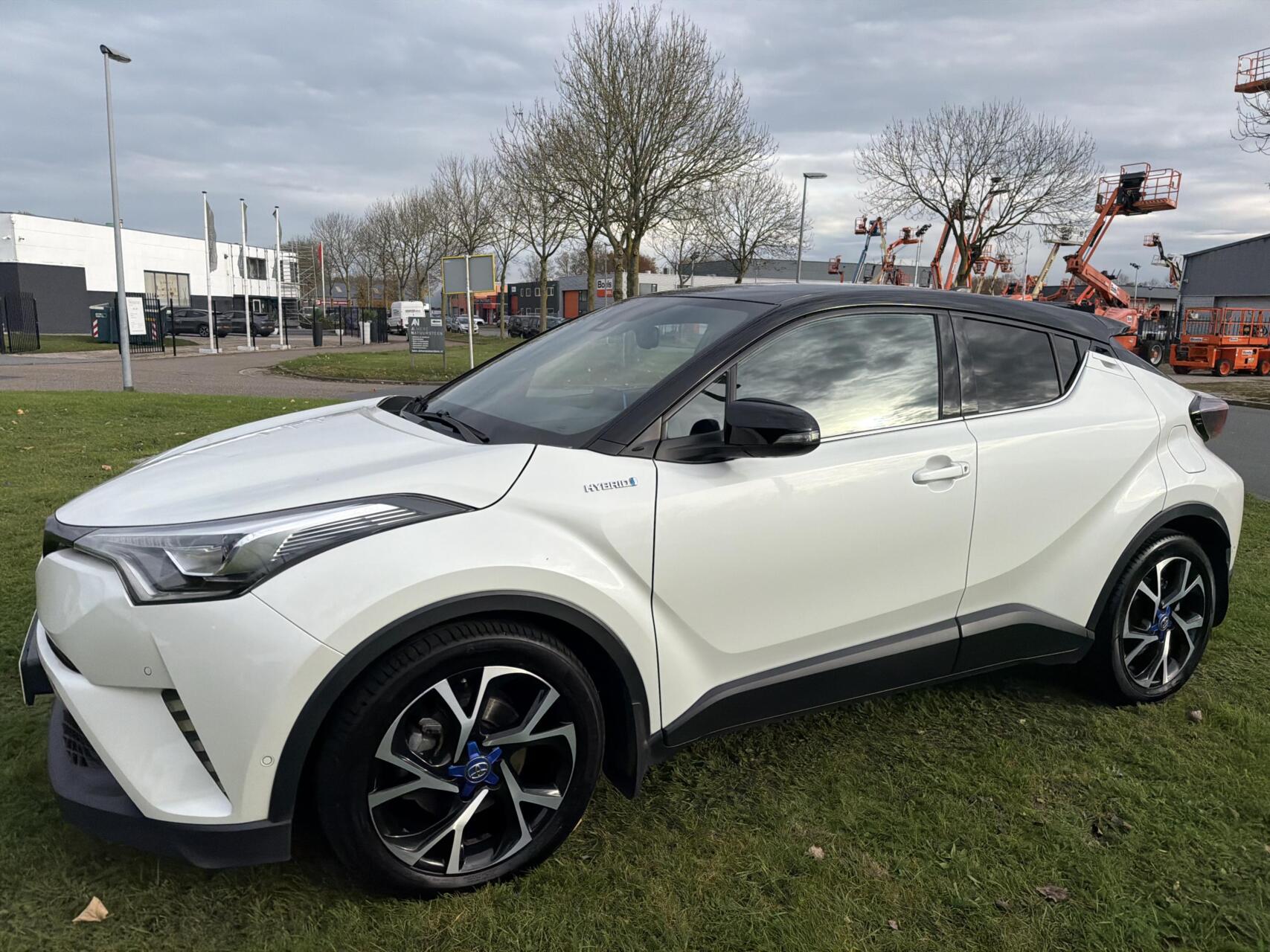 Foto van Toyota Toyota C-hr