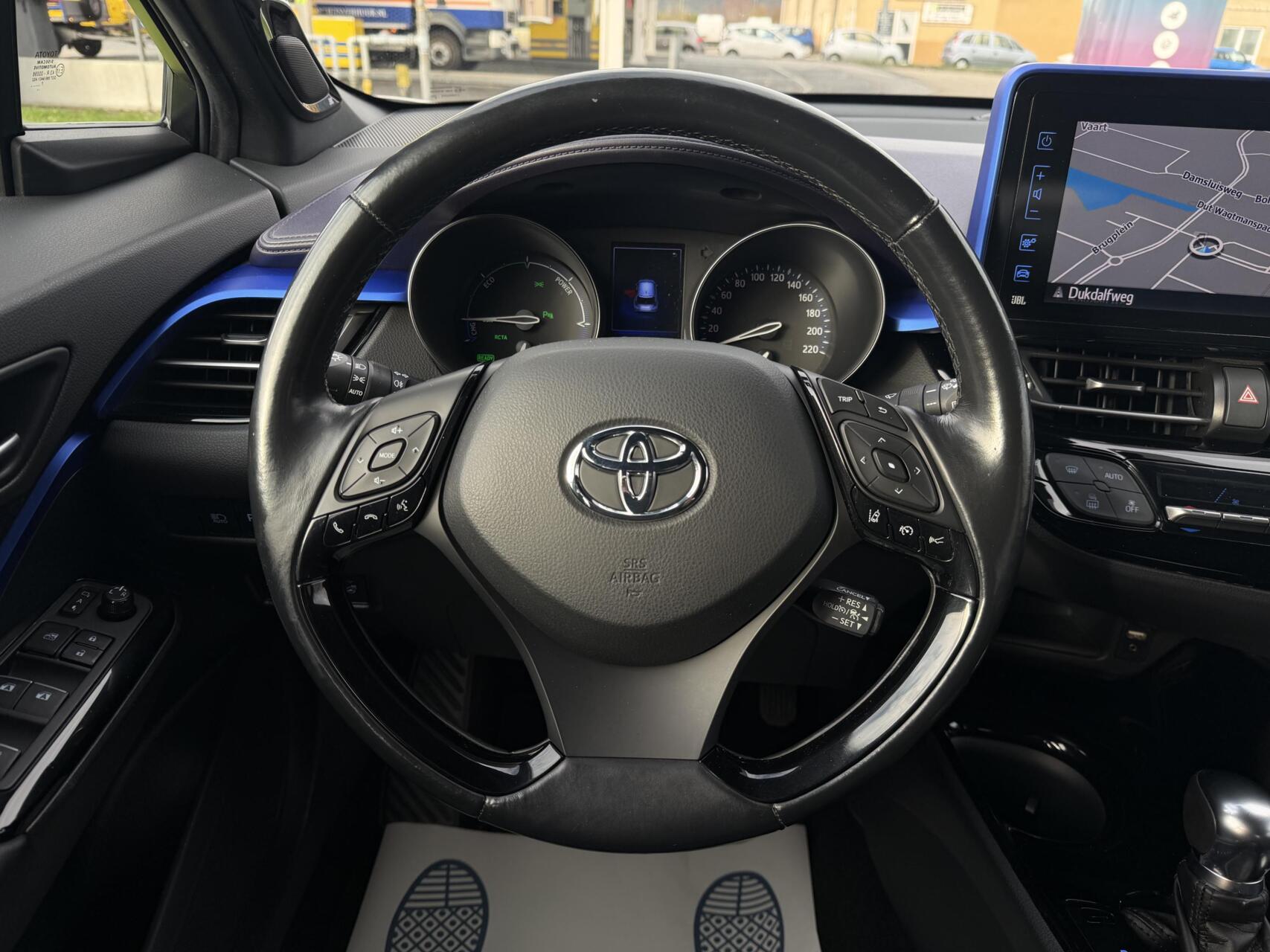 Foto van Toyota Toyota C-hr