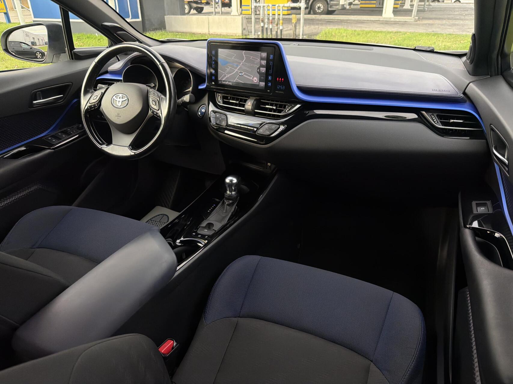 Foto van Toyota Toyota C-hr