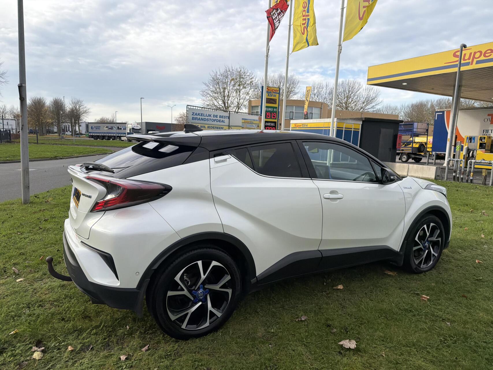 Foto van Toyota Toyota C-hr
