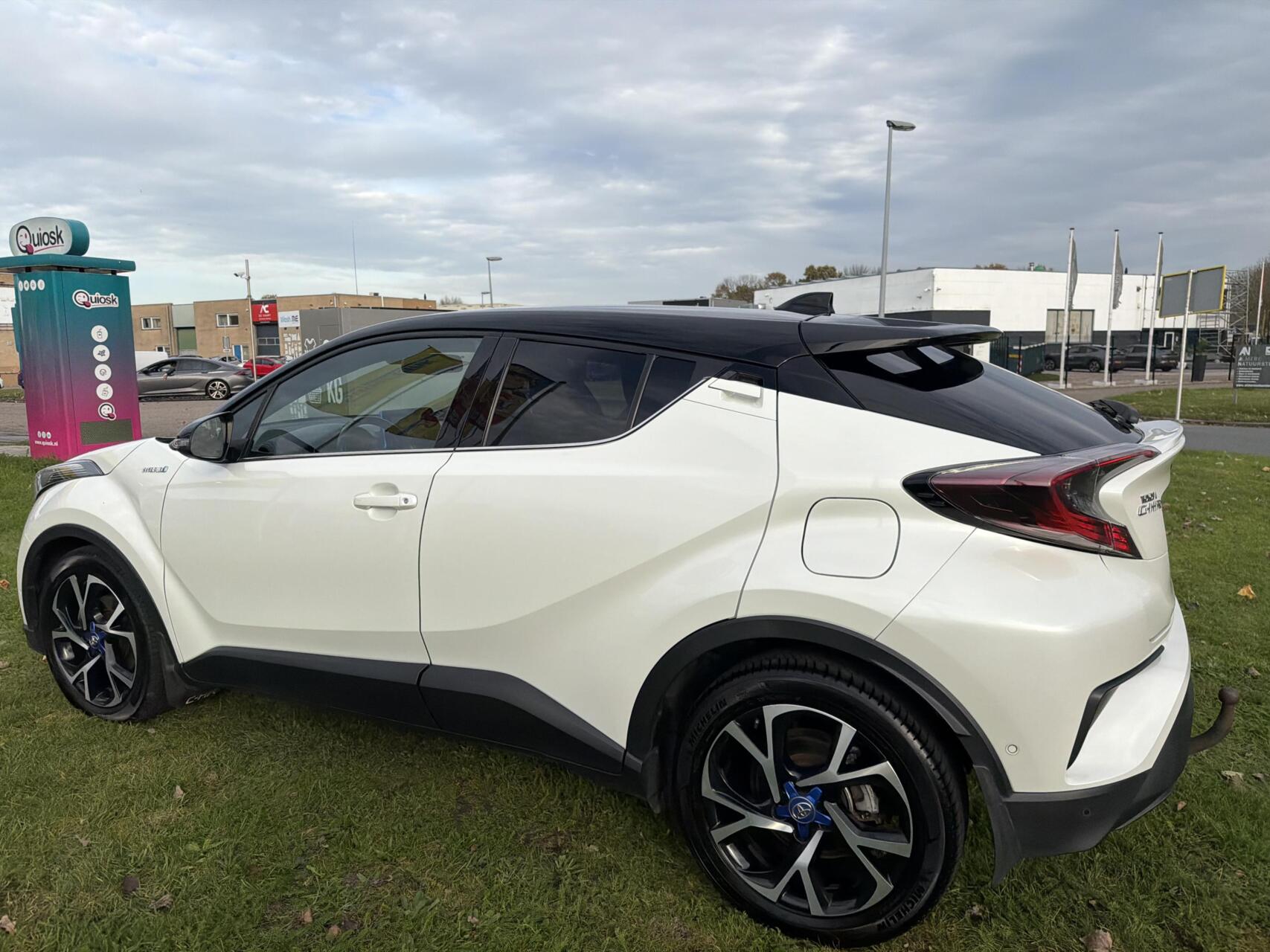 Foto van Toyota Toyota C-hr