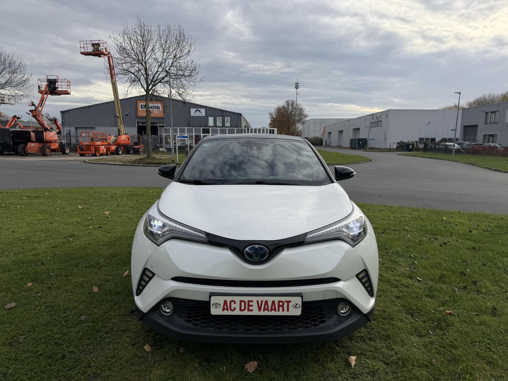Foto van Toyota Toyota C-hr