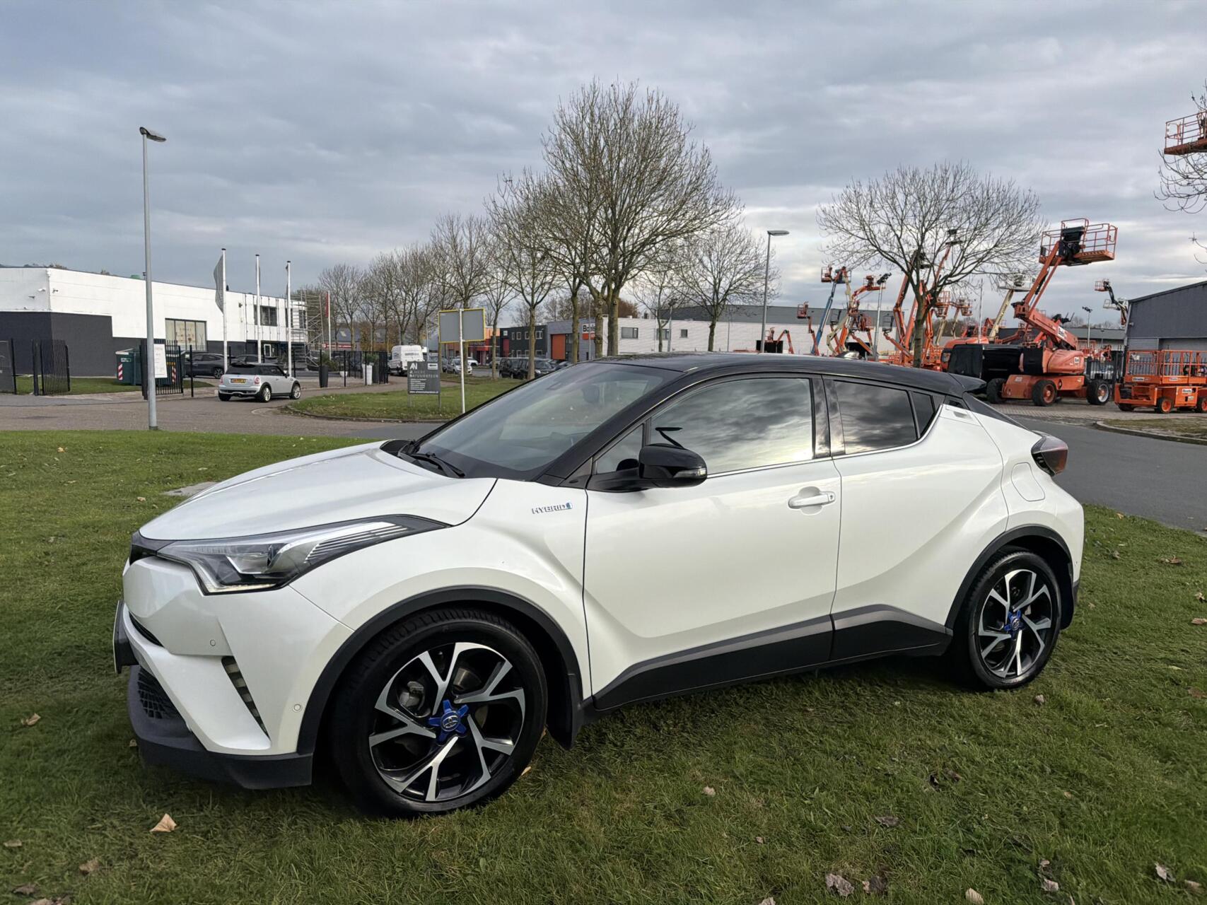 Foto van Toyota Toyota C-hr