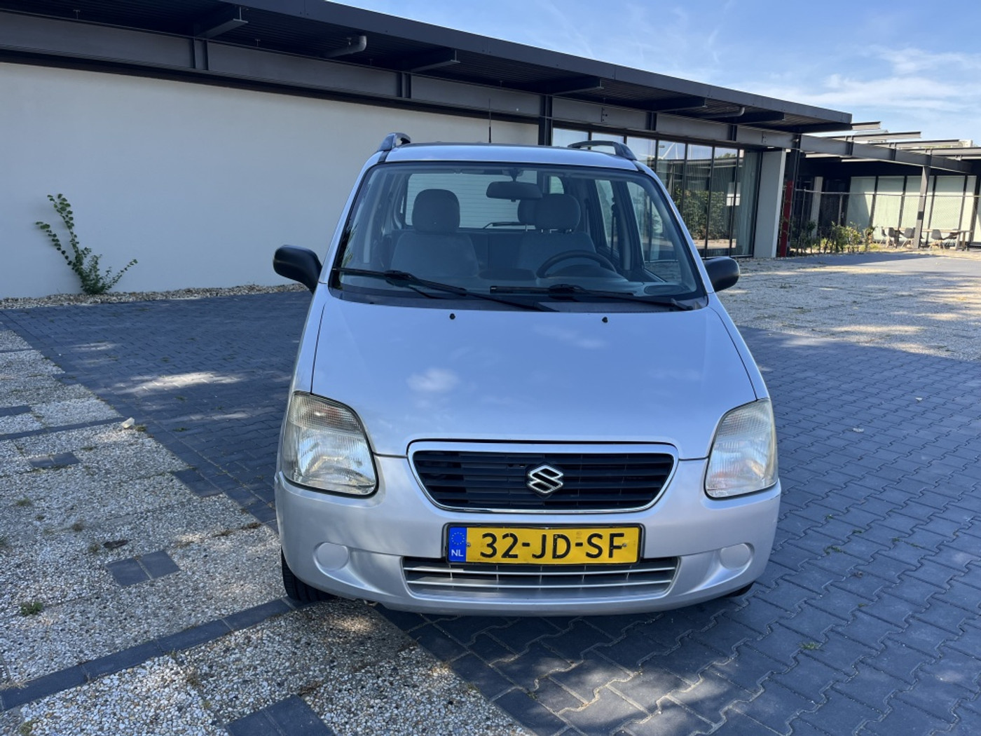 Foto van Suzuki Wagon R