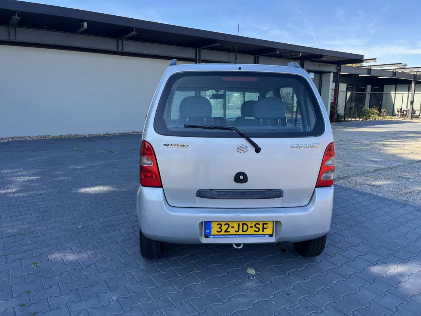 Foto van Suzuki Wagon R