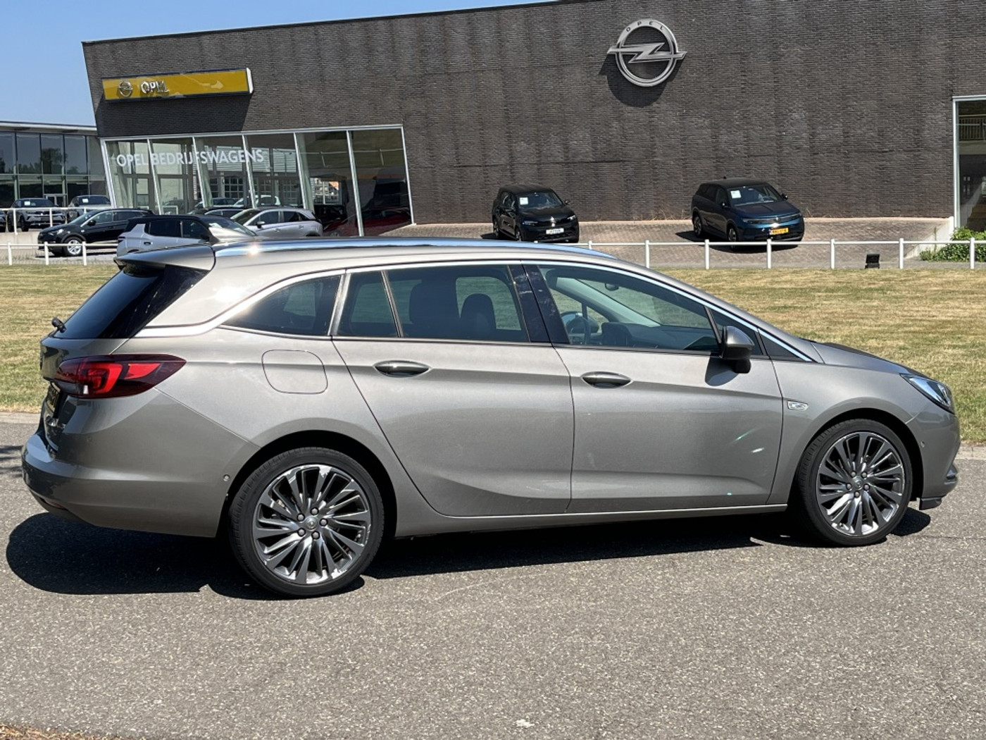 Foto van Opel Astra Sports Tourer