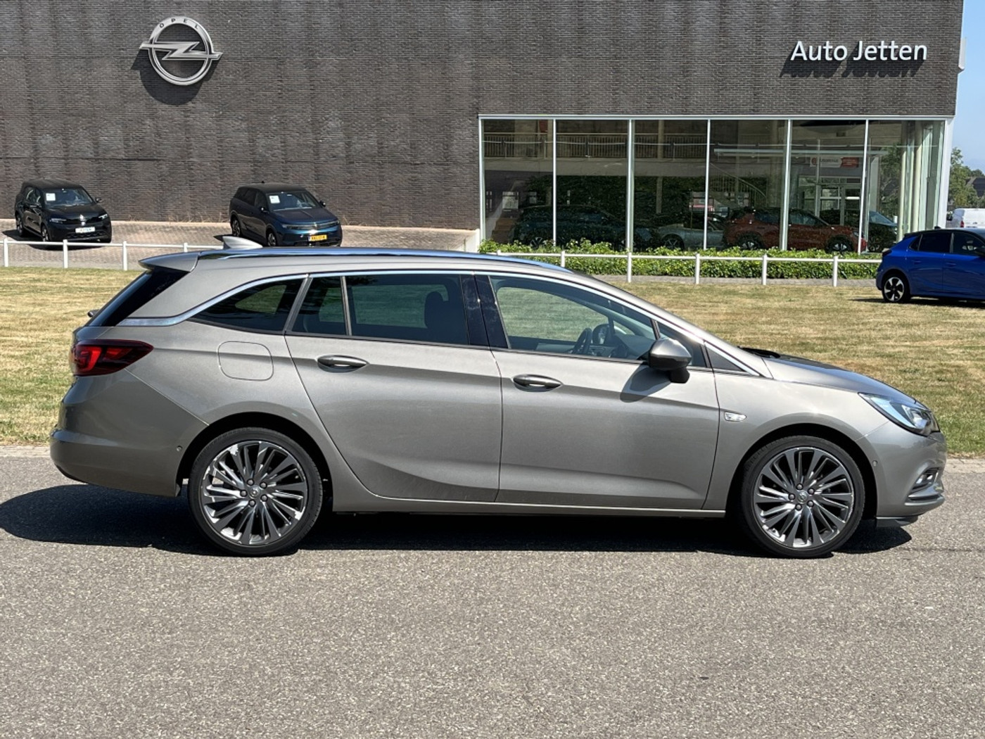 Foto van Opel Astra Sports Tourer