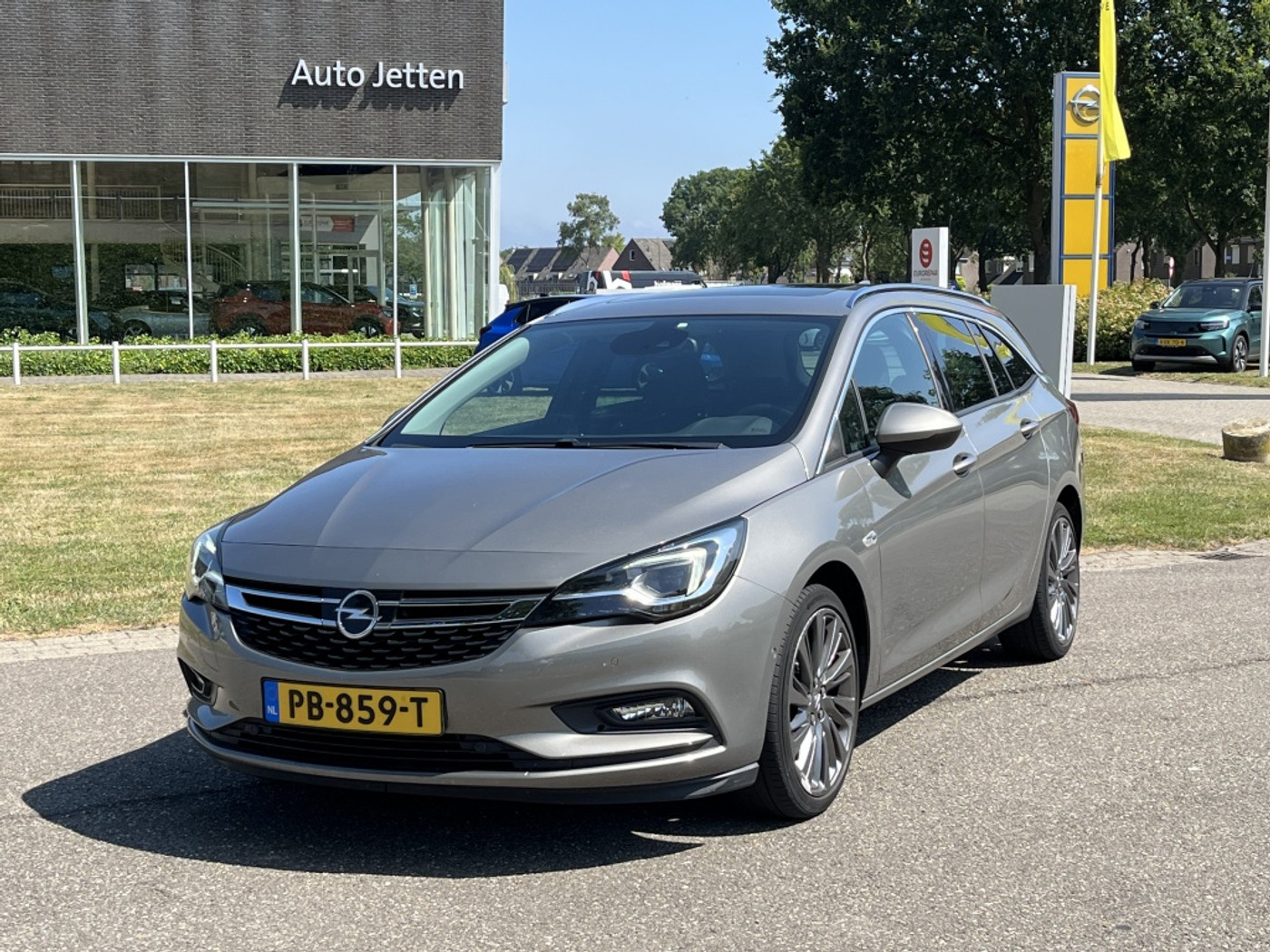 Foto van Opel Astra Sports Tourer