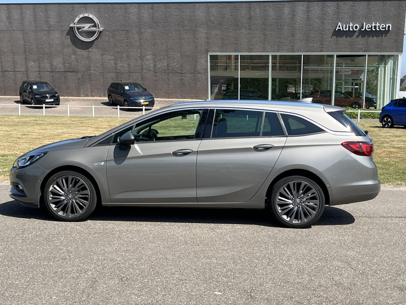 Foto van Opel Astra Sports Tourer