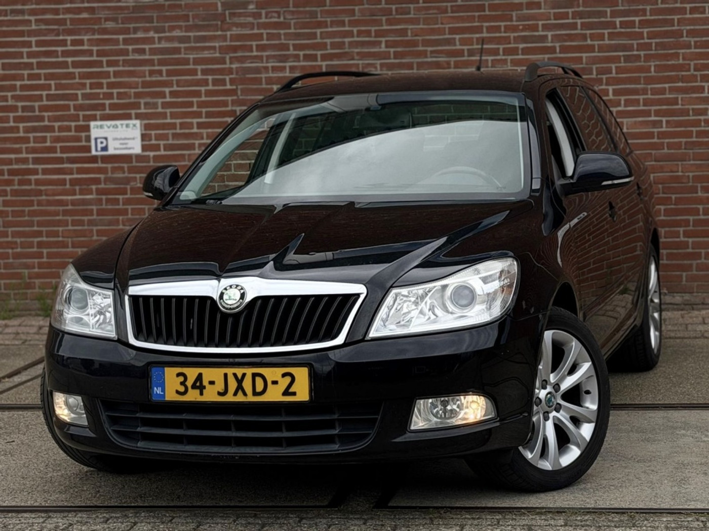 Skoda Octavia 1.4 TSI Ambition Bns |Clima |CruiseC |Nieuwe APK 2009 - voorkant