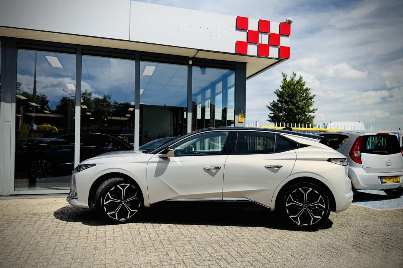 Foto van DS Ds4