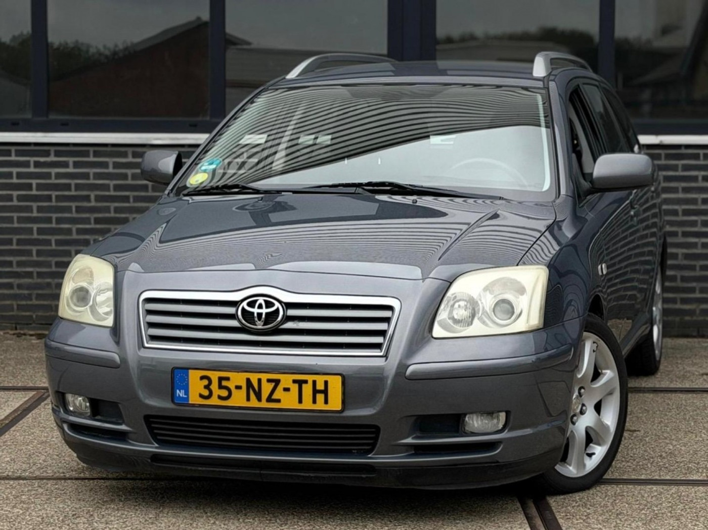 Foto van Toyota Toyota Avensis