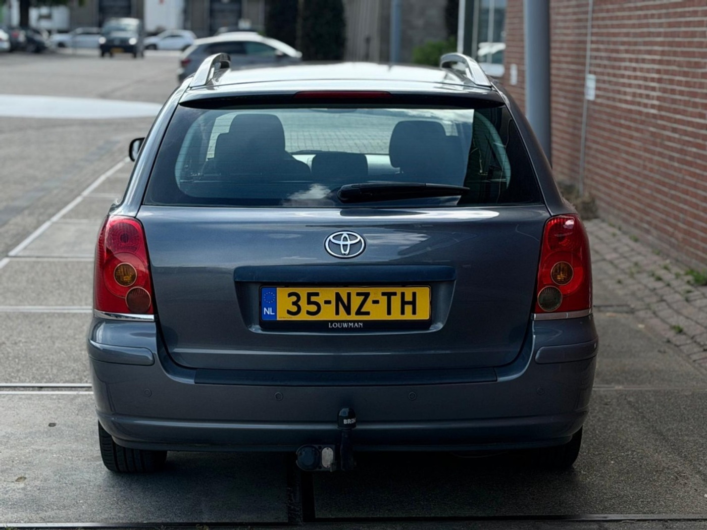 Foto van Toyota Toyota Avensis