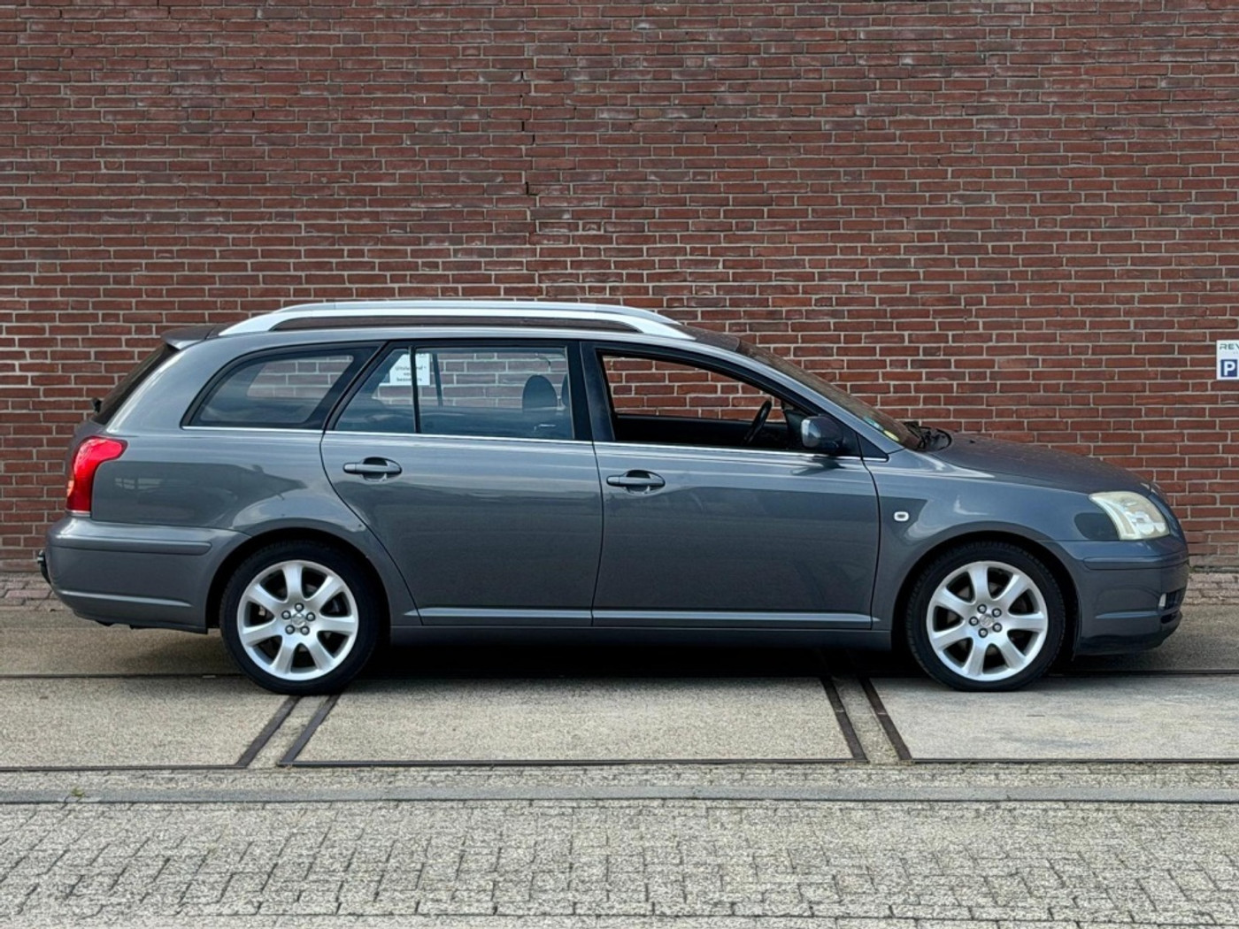 Foto van Toyota Toyota Avensis