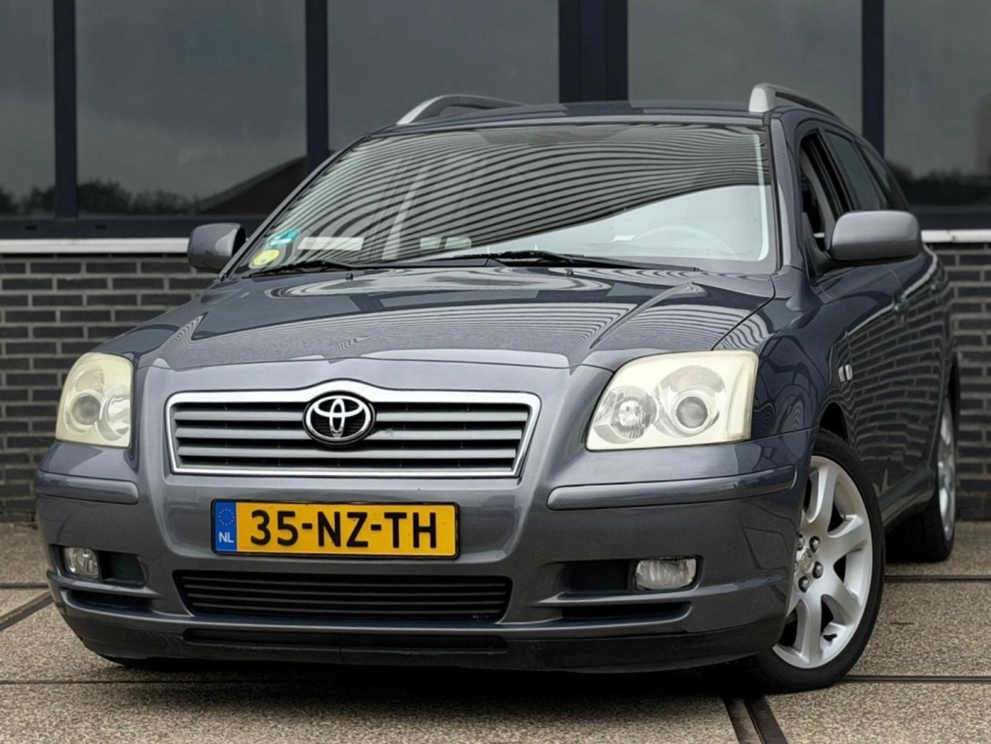 Toyota Toyota Avensis 2.0 VVTi Linea Luna |Clima |Automaat |Cruise C 2004 - voorkant