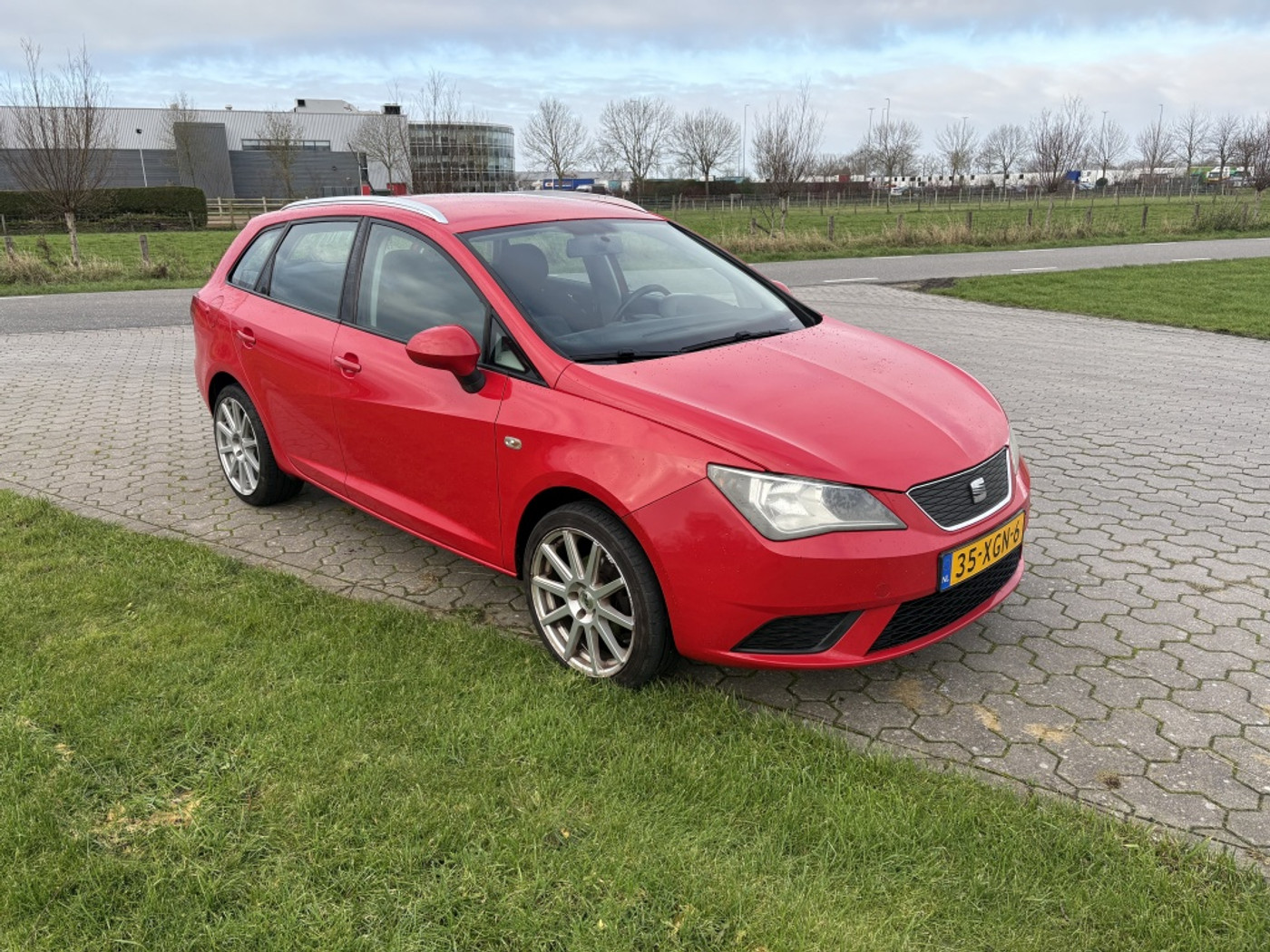 Foto van Seat Ibiza ST