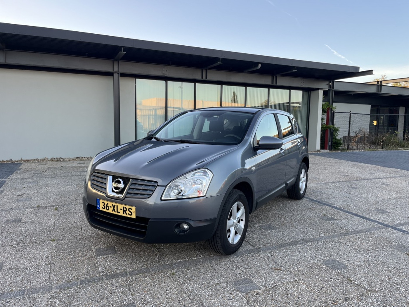Nissan Nissan Qashqai 1.6 Acenta Airco NAP PDC APK 2007 - voorkant