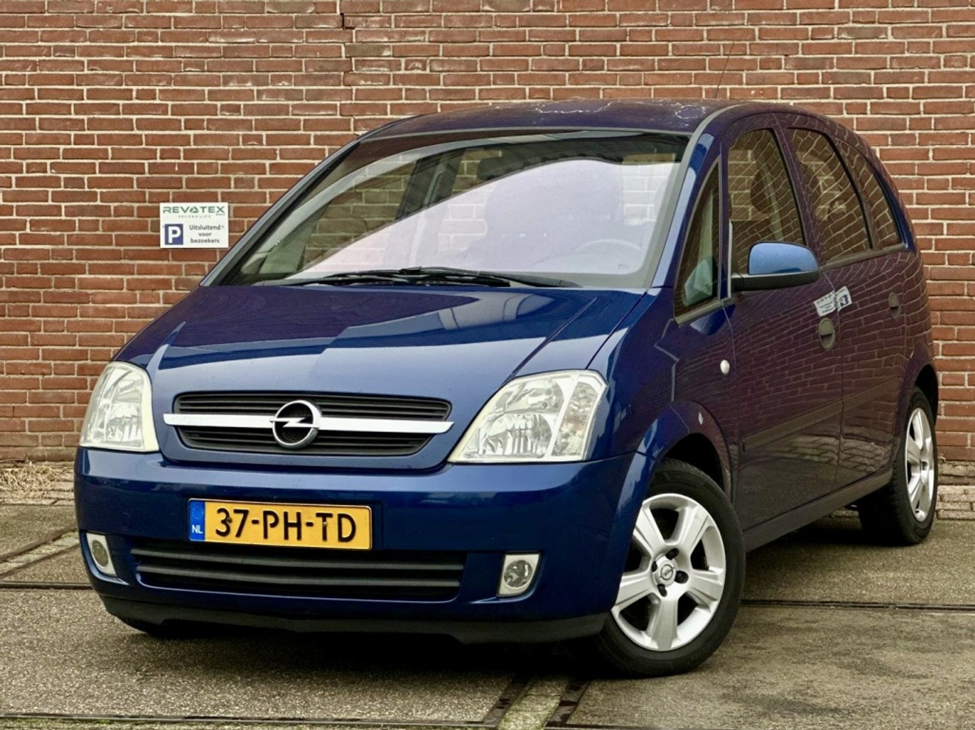 Opel Meriva-a 1.6-16V Maxx 2004 - voorkant