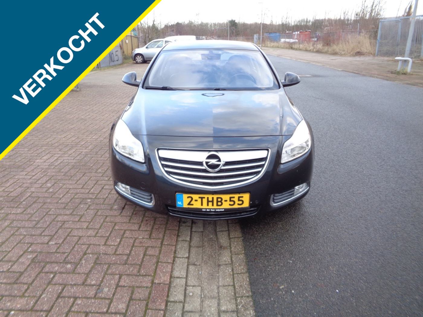 Opel Insignia Limousine 1.8 Edition Navi,Airco 2010 - voorkant