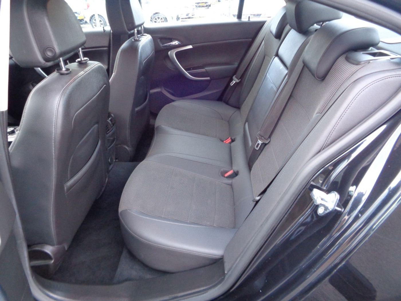 Foto van Opel Insignia Limousine