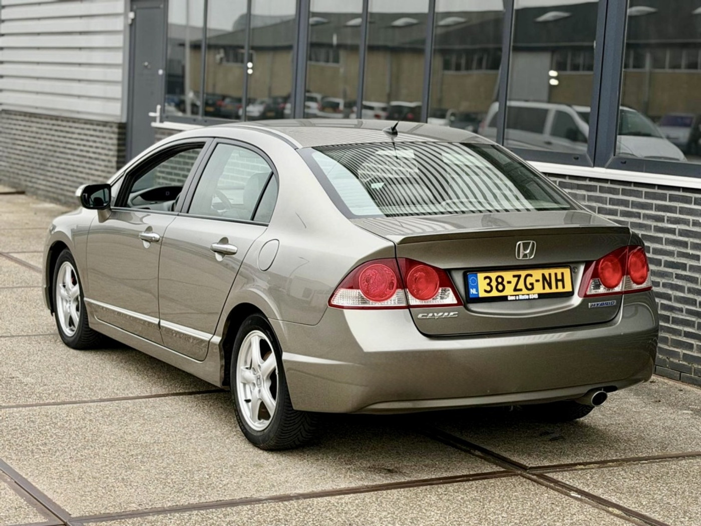Foto van Honda Civic 4dr Hybrid