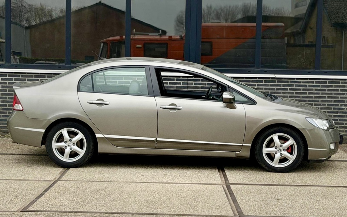 Foto van Honda Civic 4dr Hybrid