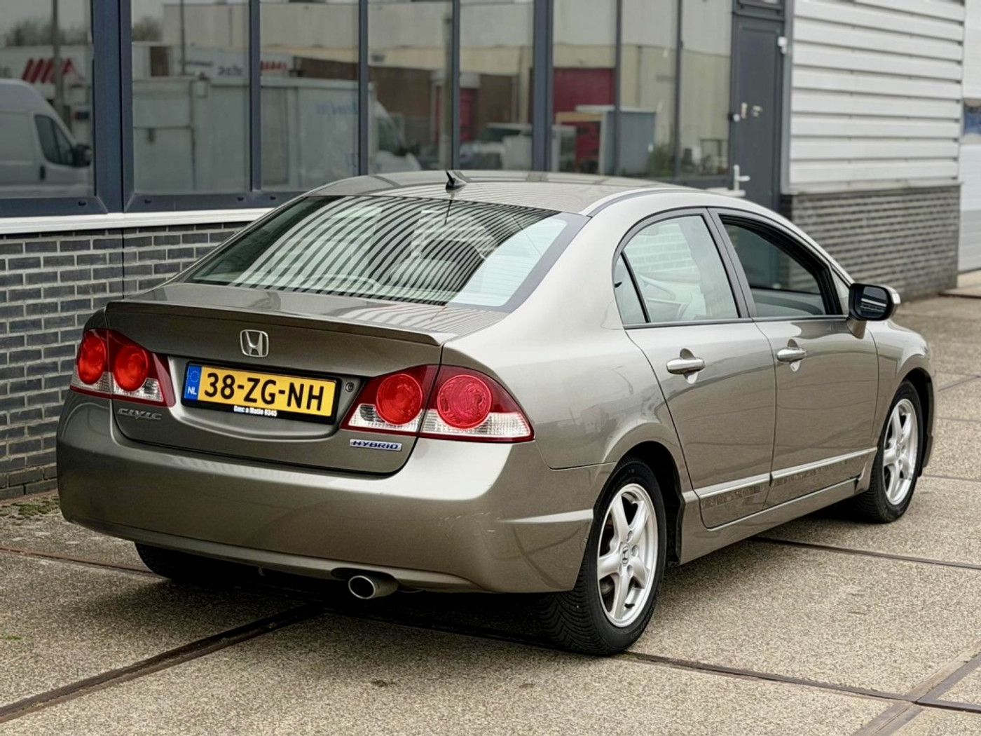 Foto van Honda Civic 4dr Hybrid