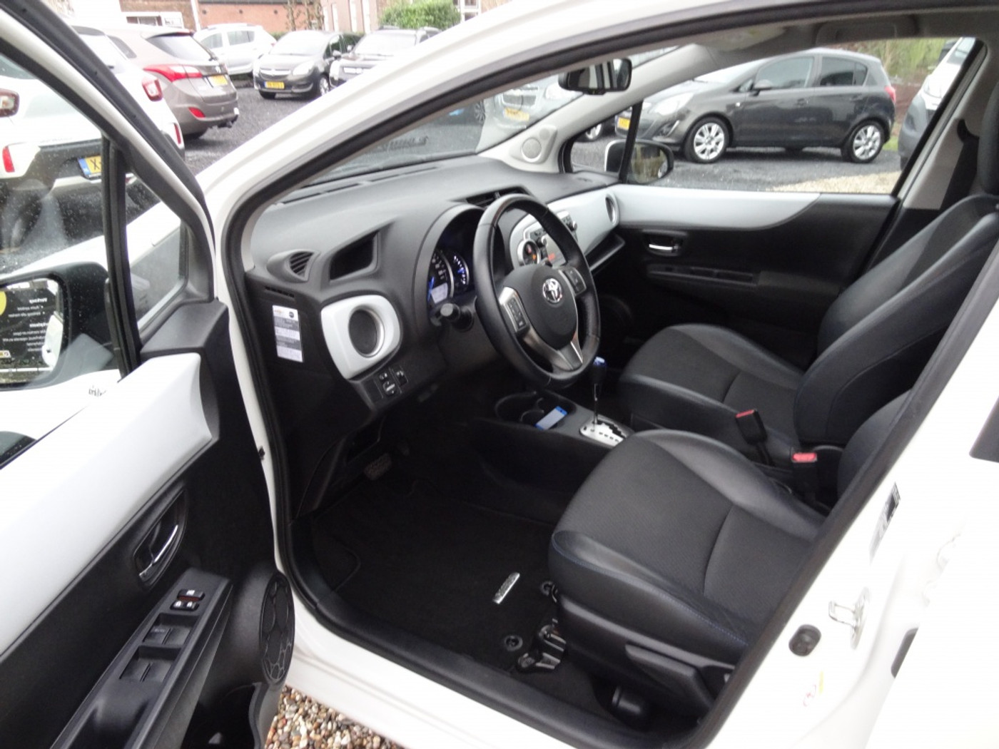 Foto van Toyota Toyota Yaris Hybrid