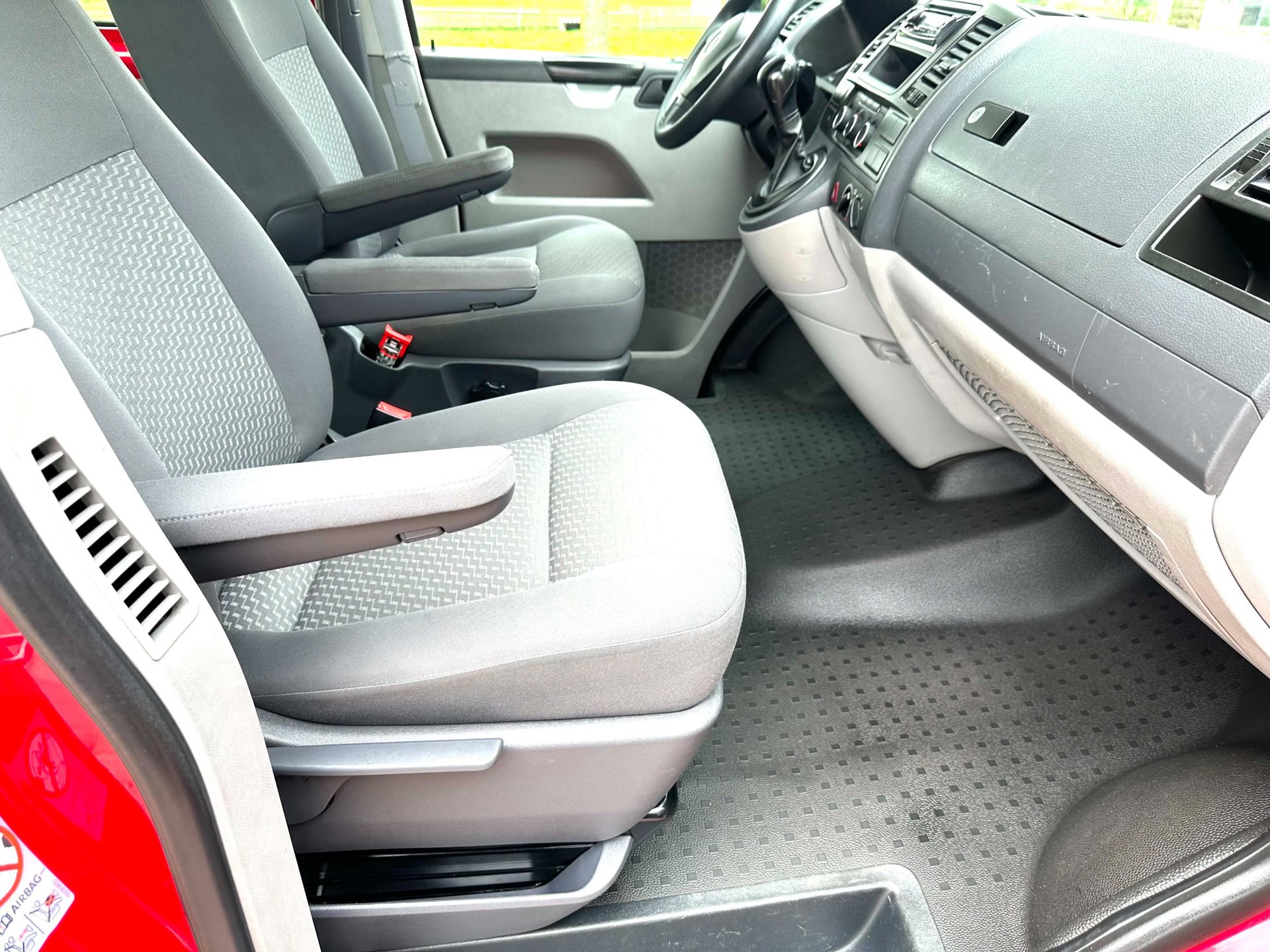 Foto van Volkswagen Transporter Kombi
