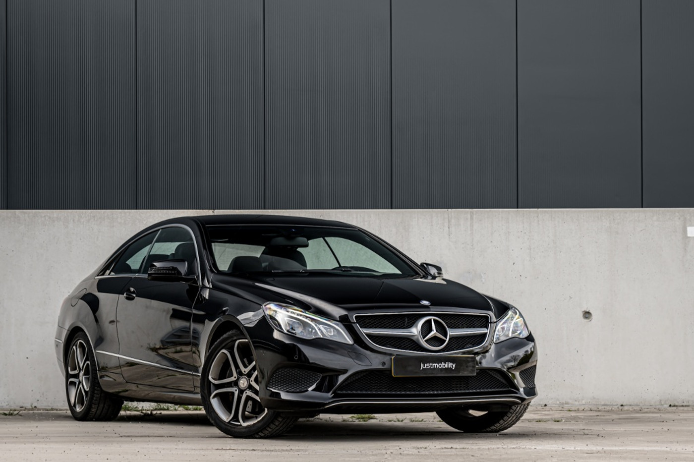Mercedes-Benz E 200 200 CGI (184PK) NL Auto, Automaat, Led 2014 - voorkant