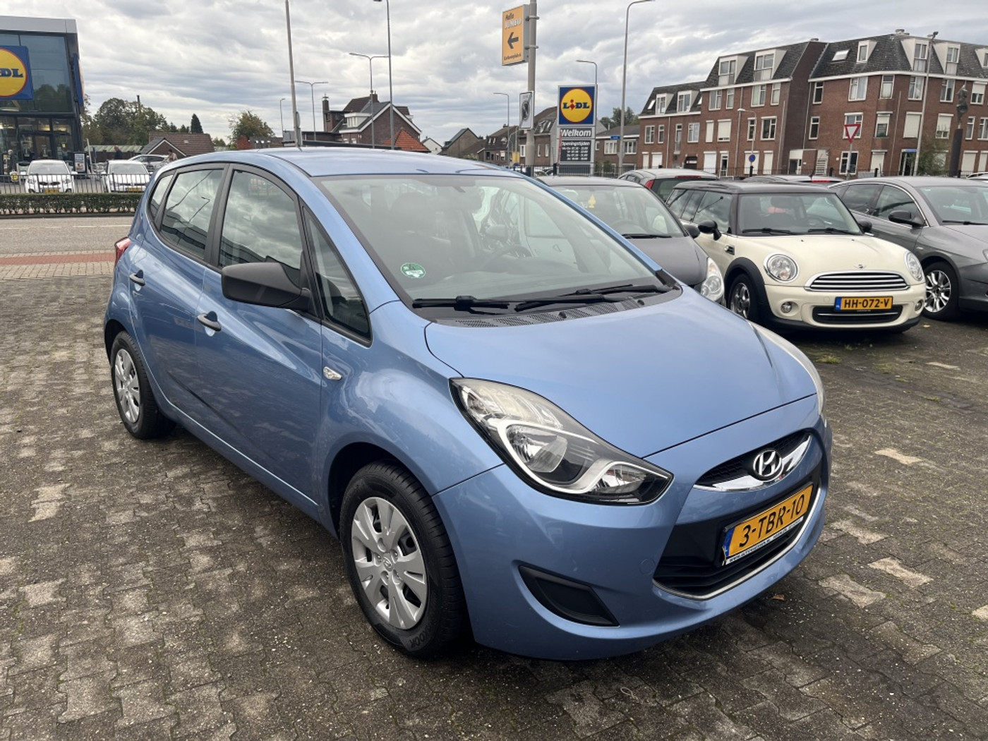 Hyundai Ix20 1.4i i-Drive 2010 - voorkant