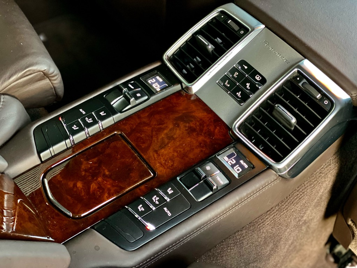Foto van Porsche Panamera 4s