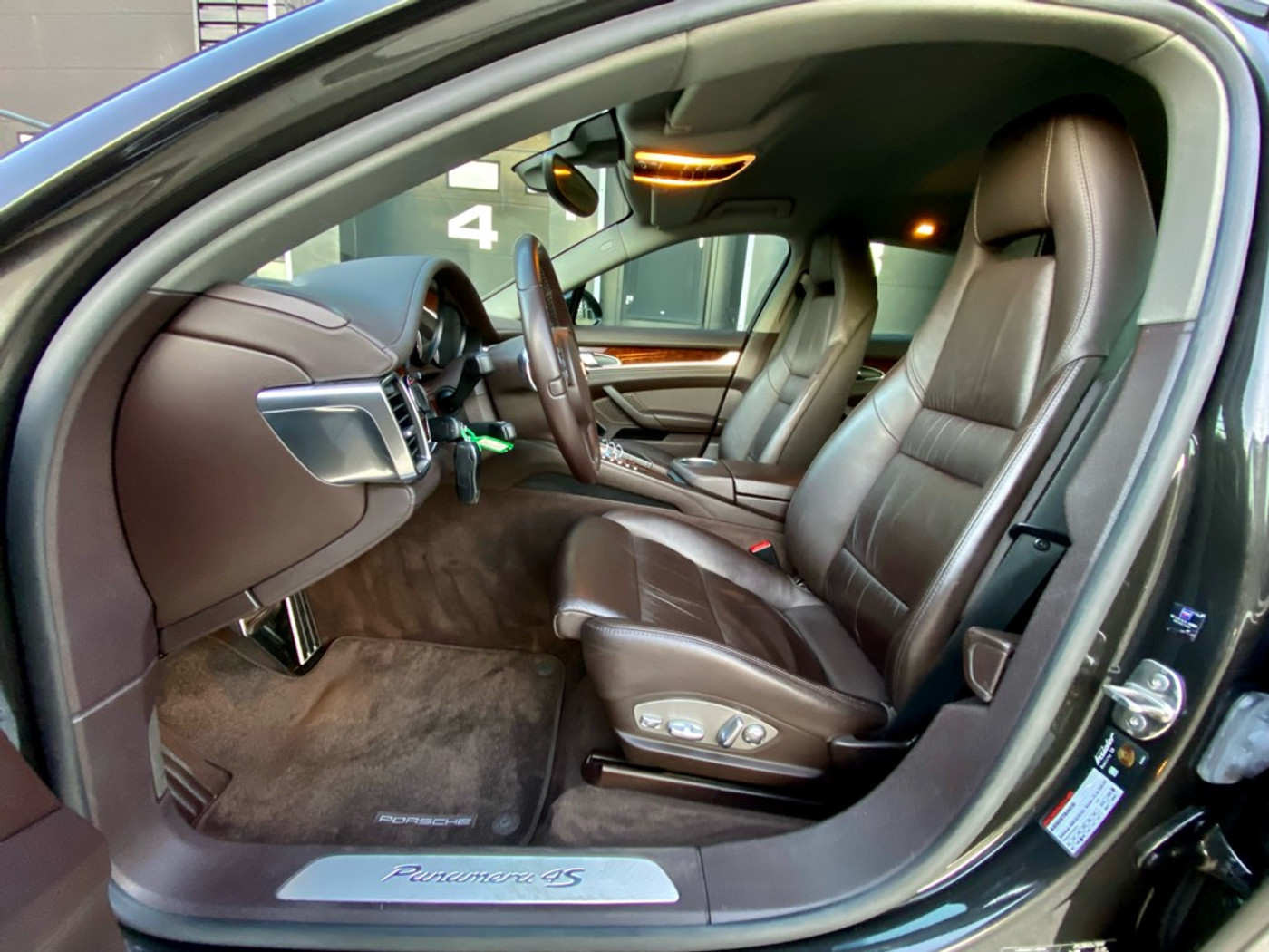 Foto van Porsche Panamera 4s